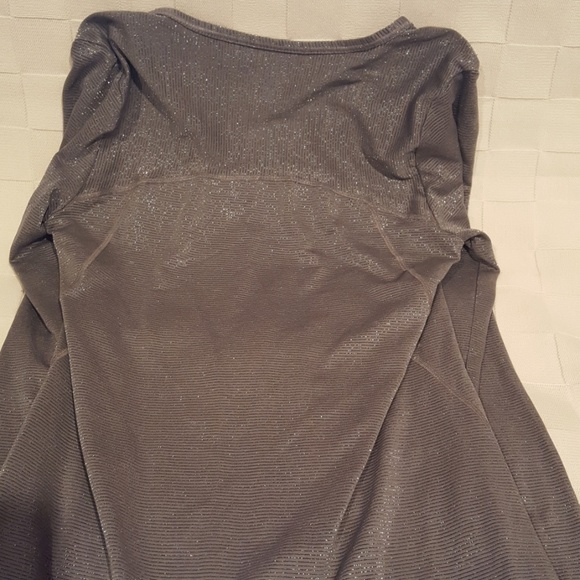 Athleta shiny silver shirt. - Picture 4 of 4